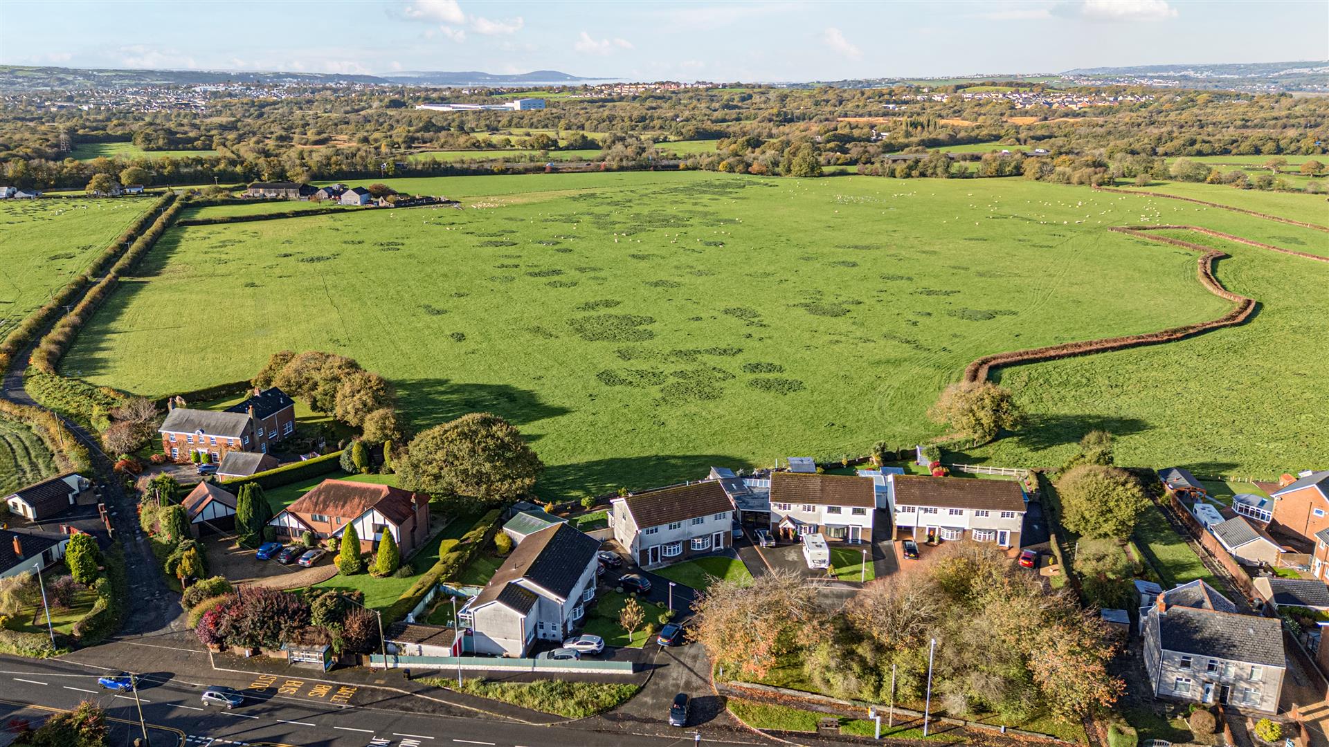 The Dell, Pontlliw, Swansea, SA4 9ET